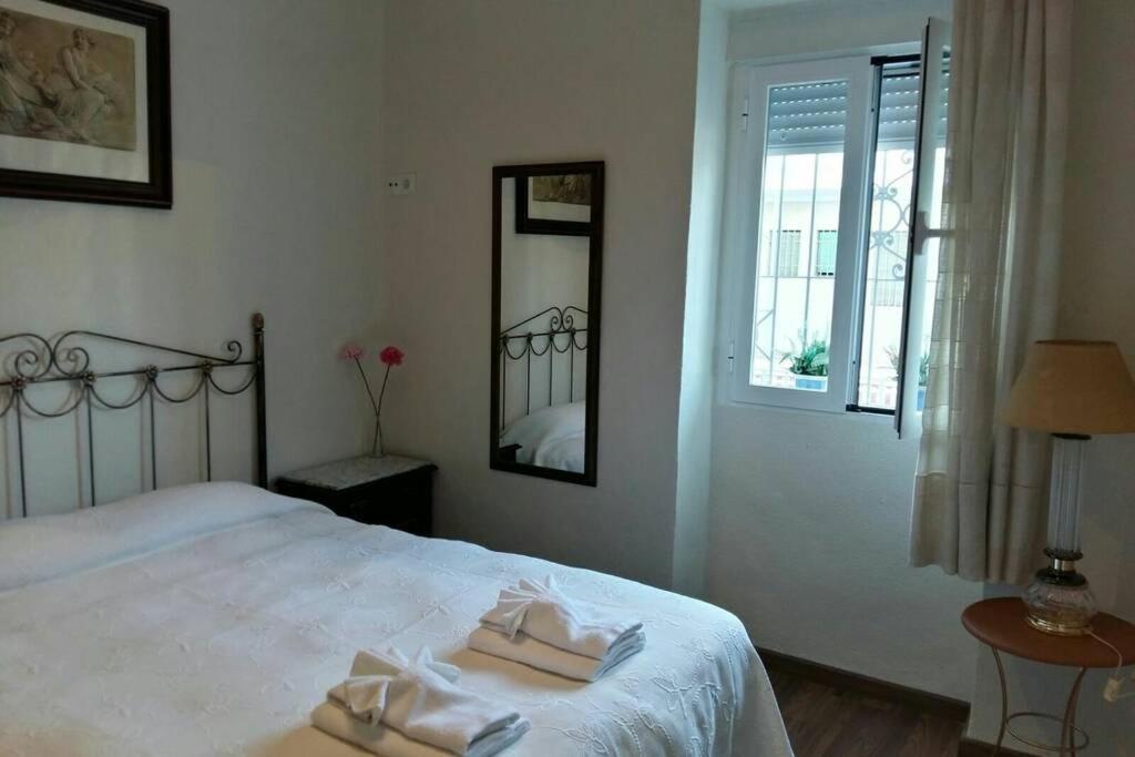 Apartamento Al-Zhara, Junto Puente Romano Apartment Córdoba Exterior foto